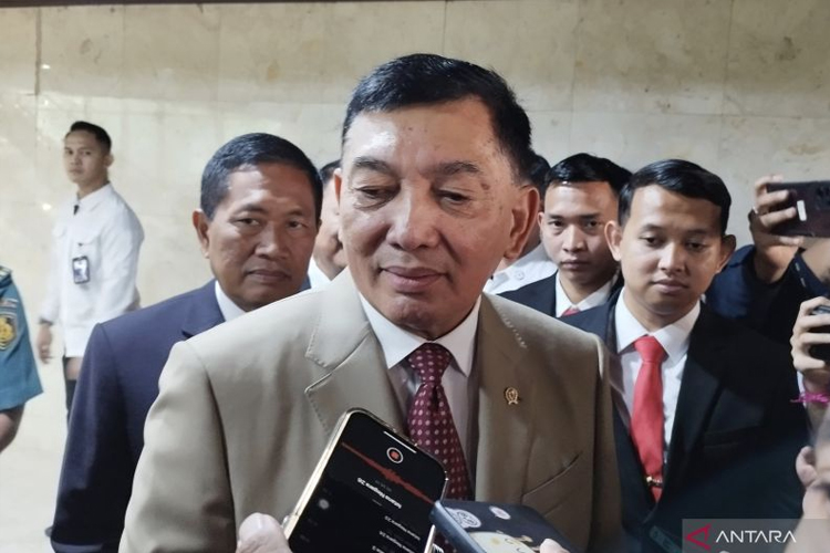 Sjafrie Sjamsoeddin : Pesawat Tempur Chengdu J-10 Segera Terbang di Jakarta-Image-2