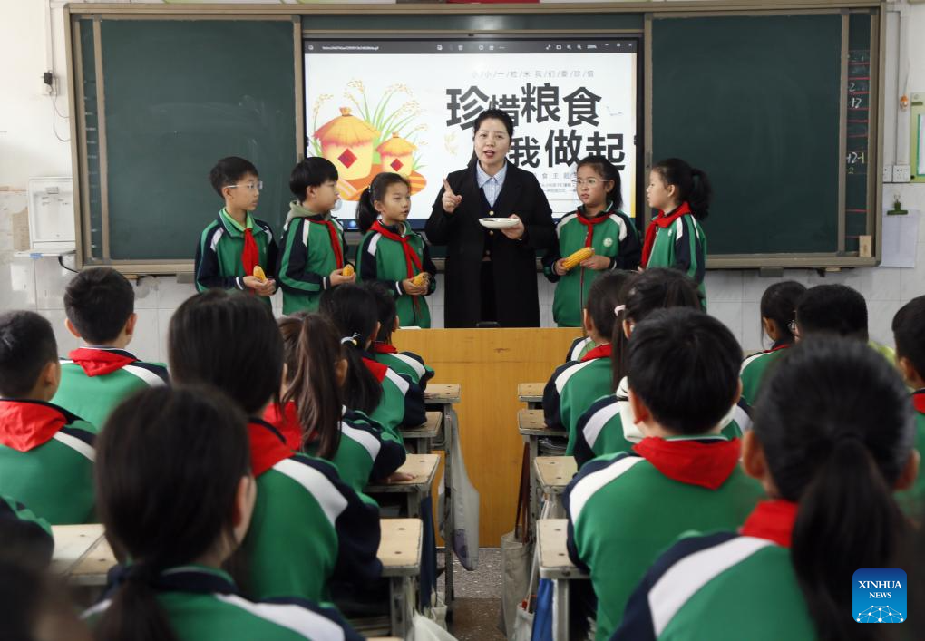 Potret : China Peringati Hari Pangan Sedunia-Image-2 Potret : China Peringati Hari Pangan Sedunia-Image-2