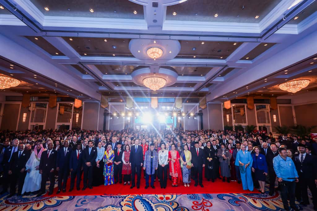 Potret : Kemeriahan Resepsi Hut RI Ke 80 KBRI Beijing-Image-5