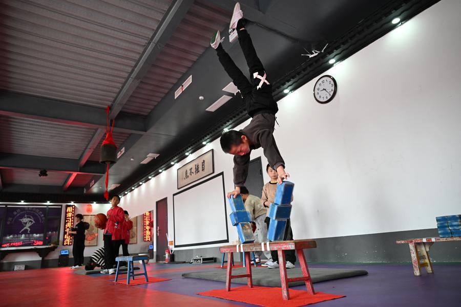 Jalan di Sepanjang Kanal Besar China di Hebei Dorong Pembangunan Regional-Image-7