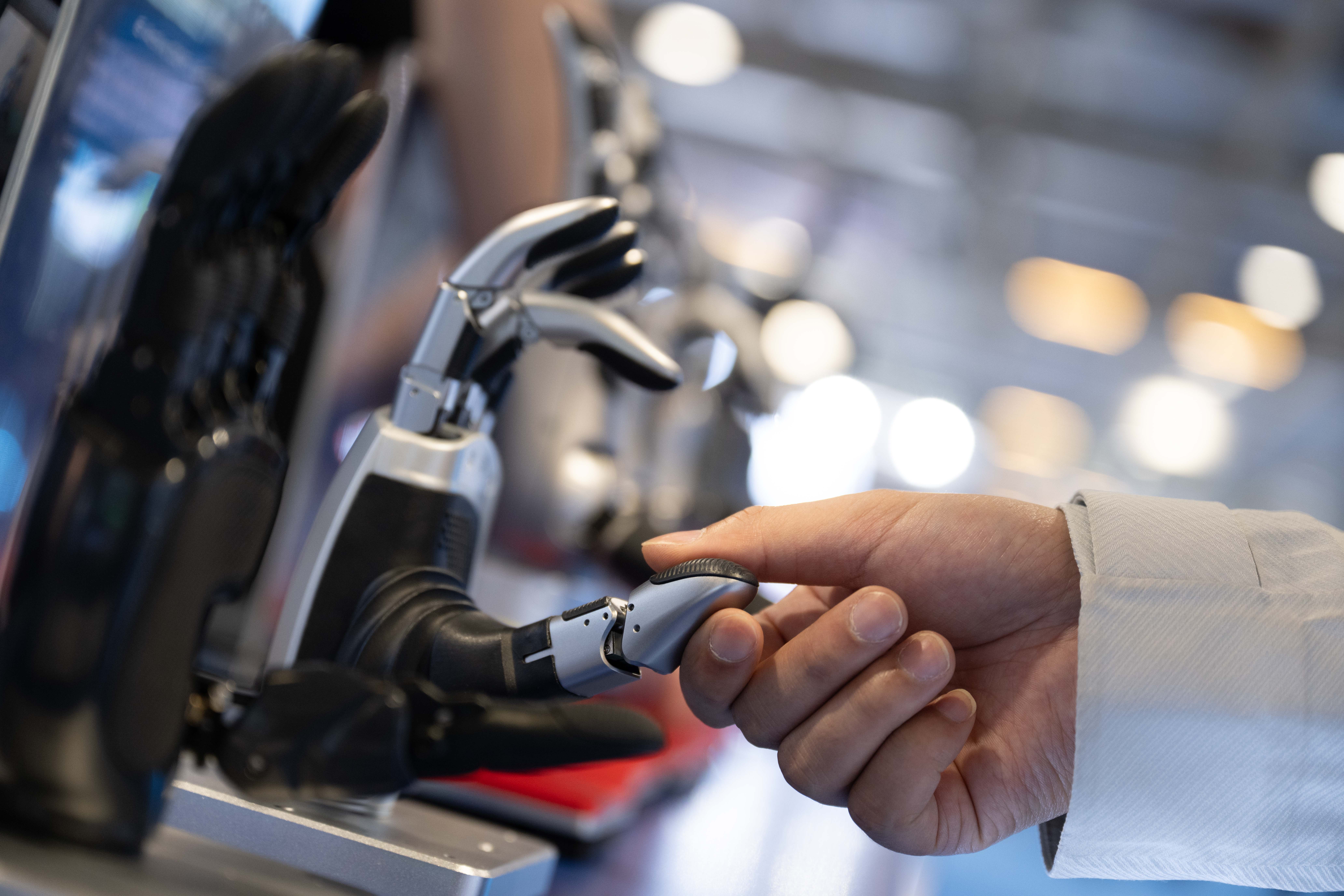 Pameran AIE 2025 Dibuka di Makau, China Selatan-Image-3