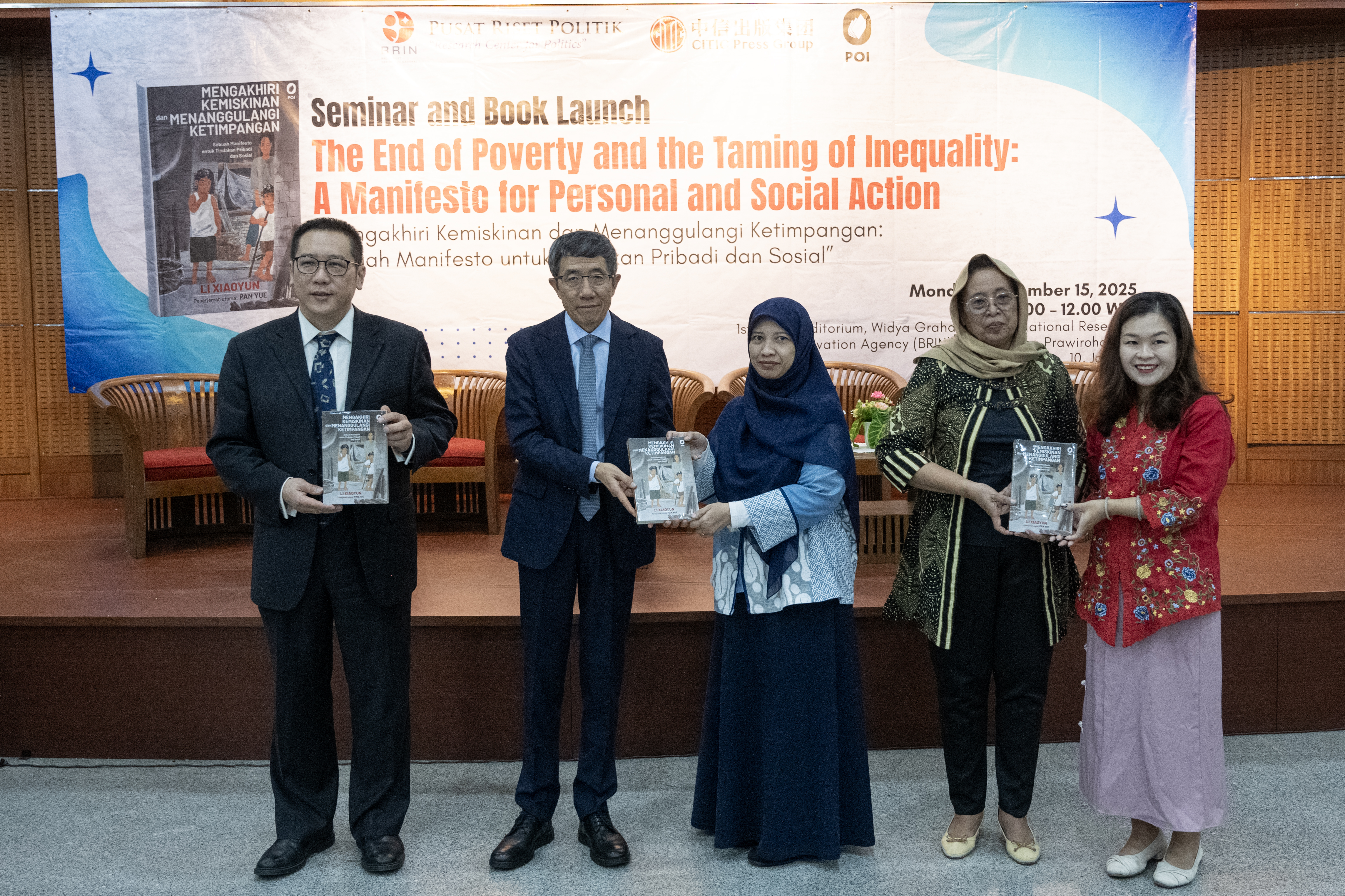 Peluncuran Buku "The End of Poverty" Edisi Bahasa &hellip;