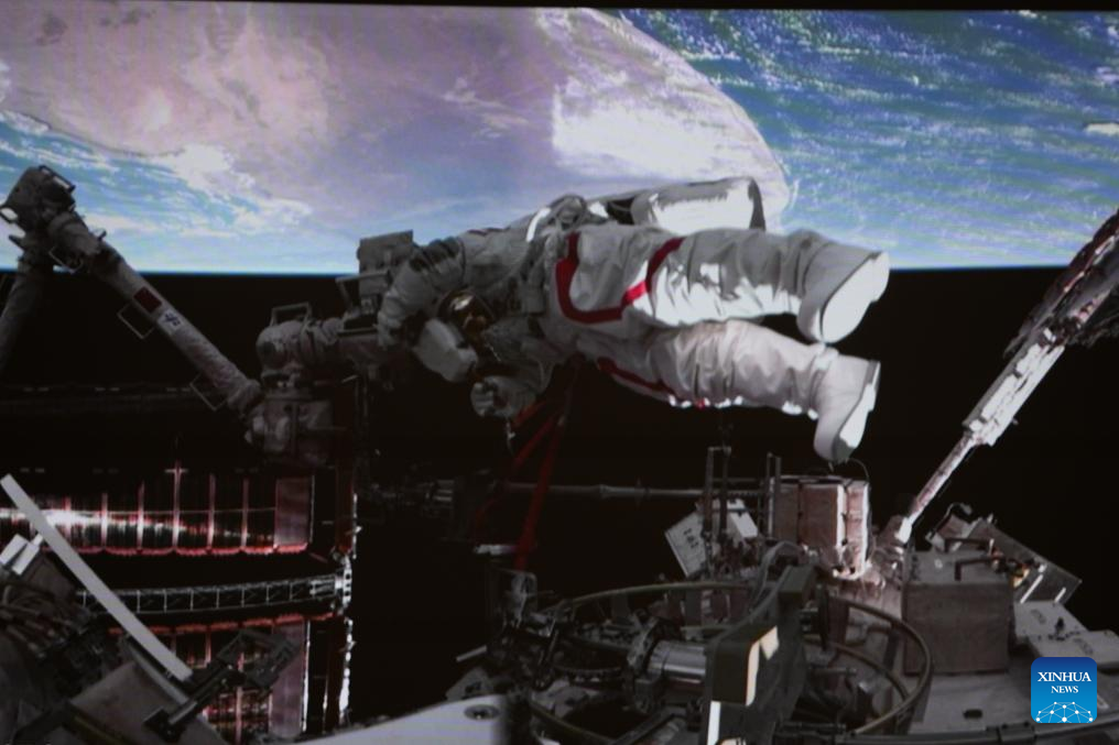 Awak Shenzhou-21 Selesaikan Rangkaian Aktivitas Kendaraan Luar Angkasa-Image-2