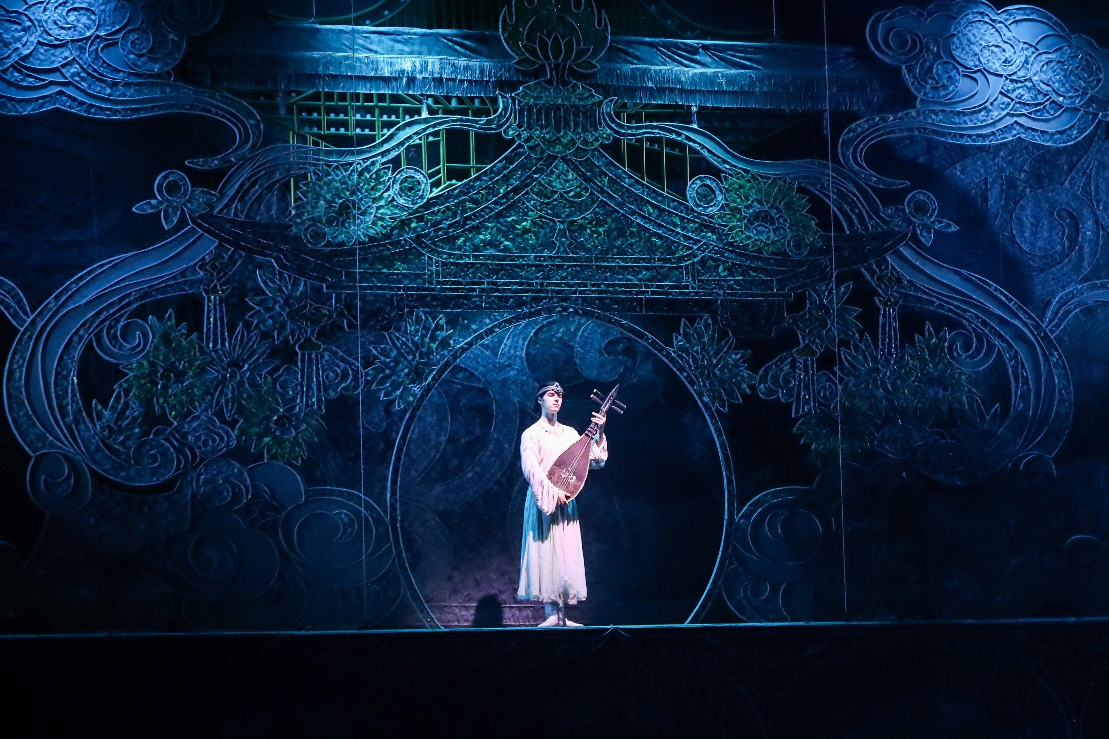 Menilik Drama Tari Imersif Menilik Drama Tari Imersif