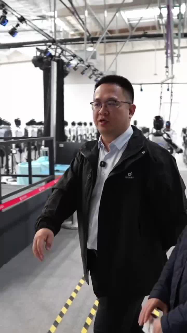 Menilik Perkembangan Pesat Robot Humanoid di China