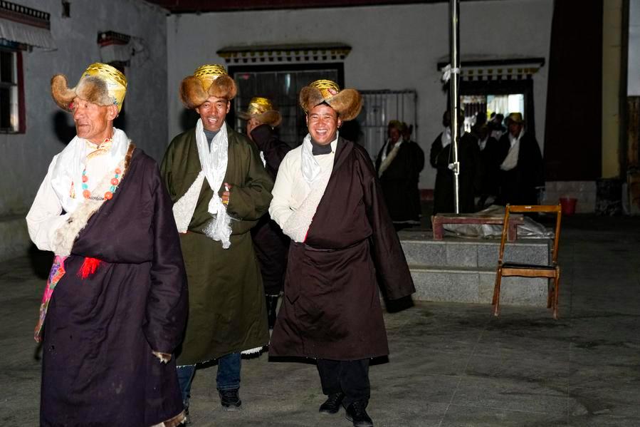 Menengok Suasana Penuh Sukacita dan Hangat 
