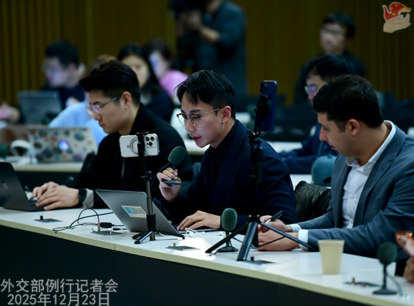 Konferensi Pers Kemenlu China 23 Desember 2025-Image-3 Konferensi Pers Kemenlu China 23 Desember 2025-Image-3