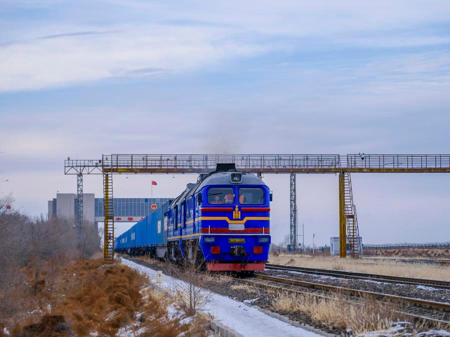Pelabuhan Perbatasan China-Mongolia Catat Peningkatan Lalu Lintas Perbatasan-Image-2