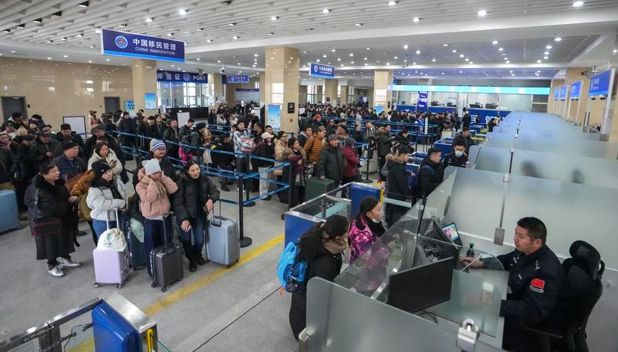 Pelabuhan Perbatasan China-Mongolia Catat Peningkatan Lalu Lintas Perbatasan-Image-4