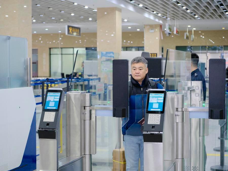 Pelabuhan Perbatasan China-Mongolia Catat Peningkatan Lalu Lintas Perbatasan-Image-6