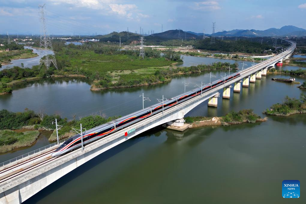 Tonggak Baru Infrastruktur, Jalur Cepat Guangzhou-Zhanjiang Mulai Layani Penumpang-Image-2 Tonggak Baru Infrastruktur, Jalur Cepat Guangzhou-Zhanjiang Mulai Layani Penumpang-Image-2