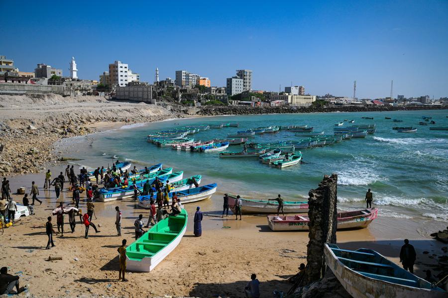Menilik Sekilas Potret Kehidupan di Sepanjang Pesisir Pantai Mogadishu, Somalia-Image-1 Menilik Sekilas Potret Kehidupan di Sepanjang Pesisir Pantai Mogadishu, Somalia-Image-1