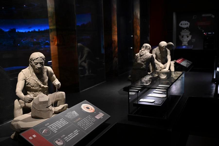 GLOBALink: Mengintip Estetika Budaya Giok China di Situs Peninggalan Lingjiatan di Anhui, China-Image-7 GLOBALink: Mengintip Estetika Budaya Giok China di Situs Peninggalan Lingjiatan di Anhui, China-Image-7