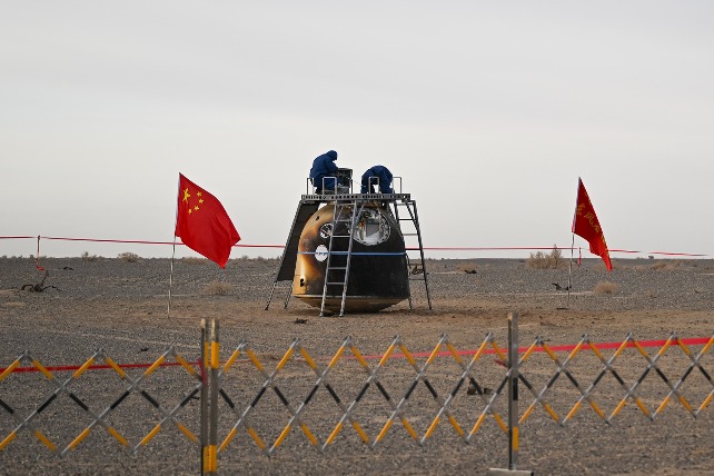 Spacesuit Legendaris China Kembali ke Bumi Usai 20 Kali Spacewalk-Image-1 Spacesuit Legendaris China Kembali ke Bumi Usai 20 Kali Spacewalk-Image-1