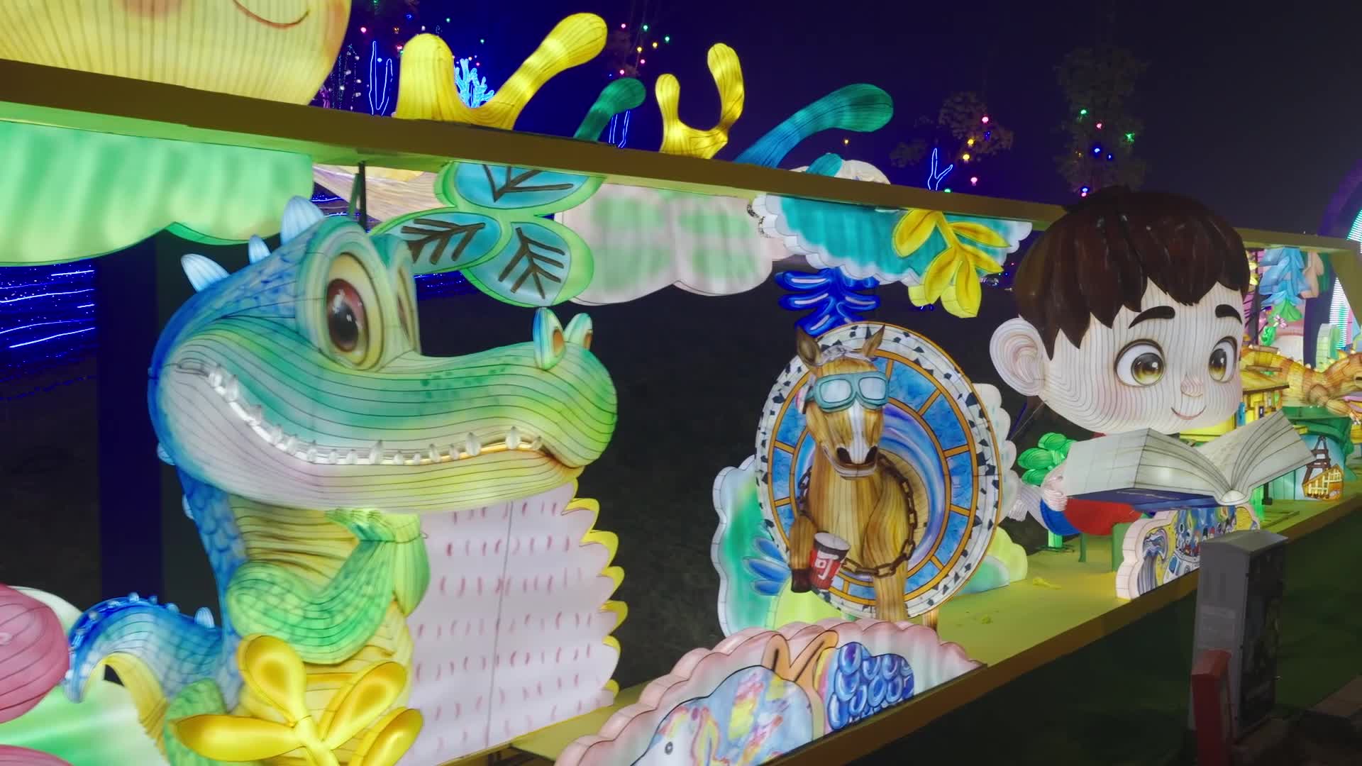 Lebih dari 200 Lampion Semarakkan Suasana Jelang &hellip;