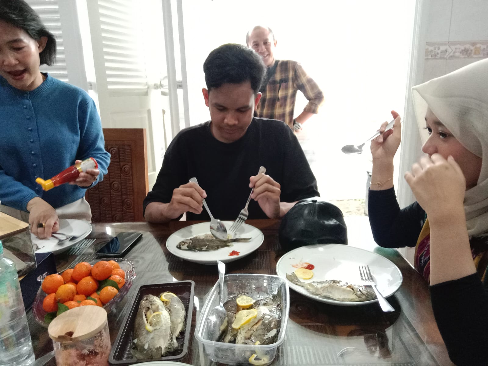 Ikan Dingkis, Hidangan Sakral Imlek di Tanjung Pinang, Simbol Rezeki dan Keharmonisan-Image-1