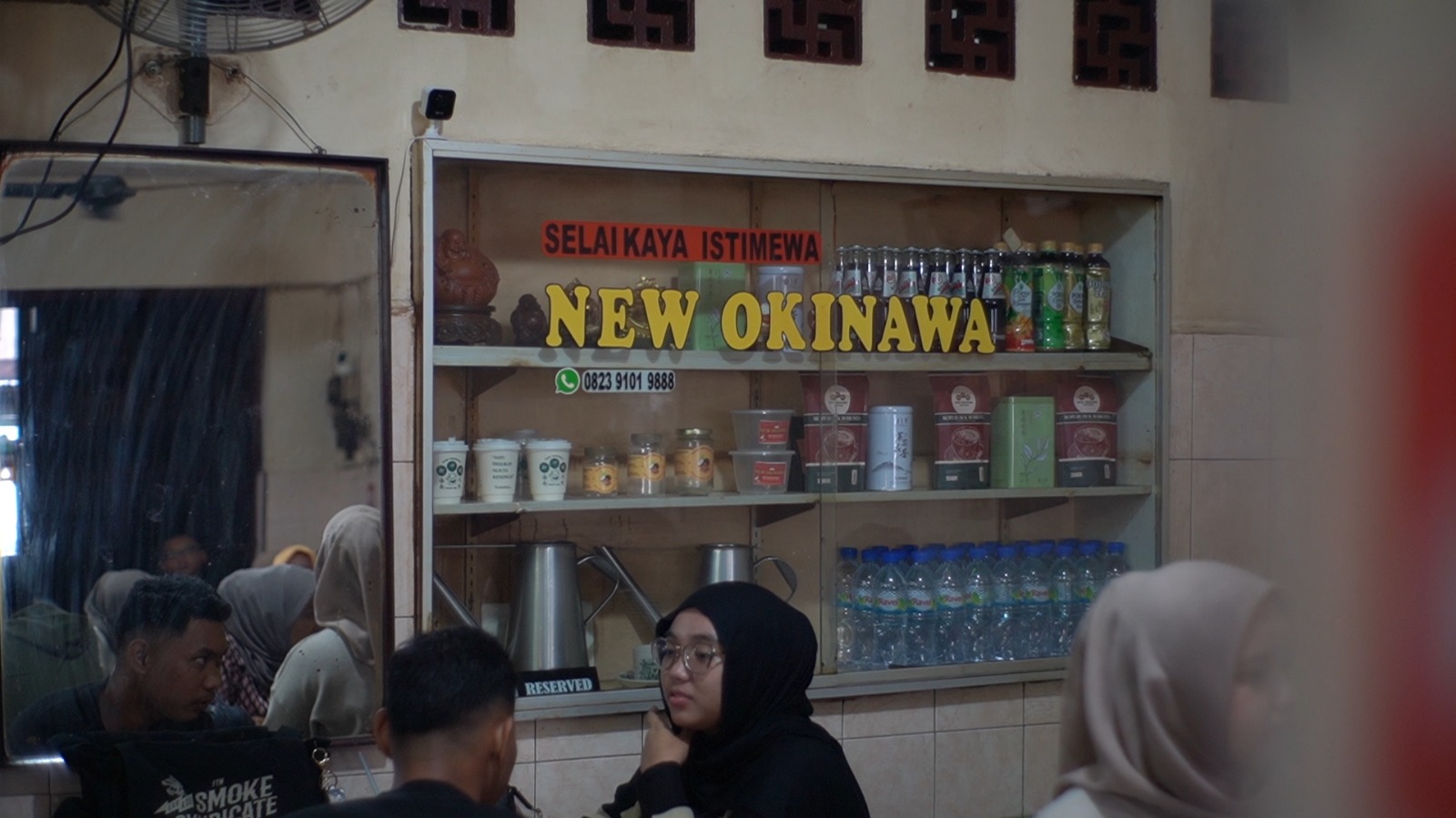 Potret : Lintas Waktu Kedai Kopi New Okinawa-Image-1 Potret : Lintas Waktu Kedai Kopi New Okinawa-Image-1