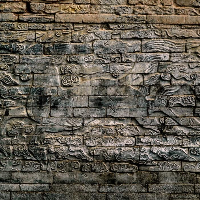 Mural Batu Kuno Besar ditemukan di Kota Kaifeng