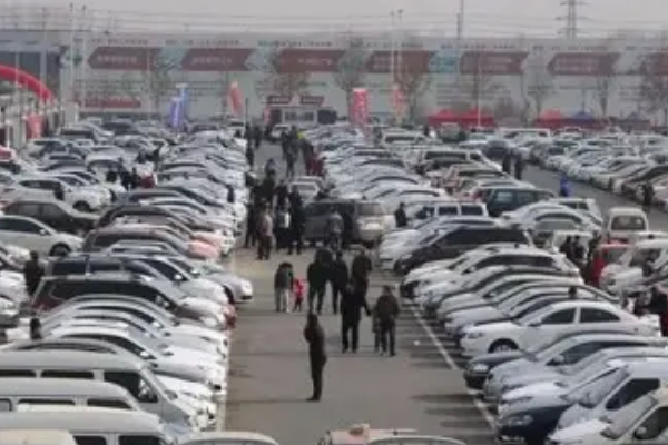 China Perluas Ekspor Mobil Bekas