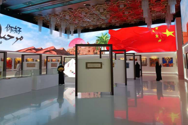 Pameran menjembatani orang China dan Arab