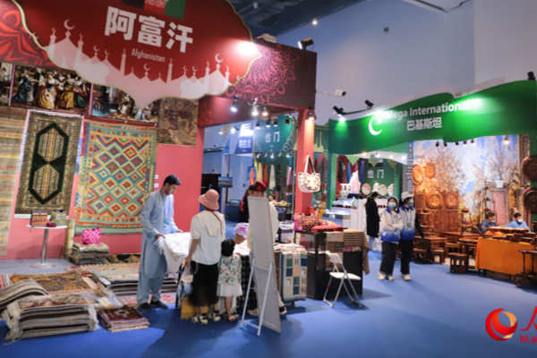 POTRET Pameran Budaya Internasional di Sanya