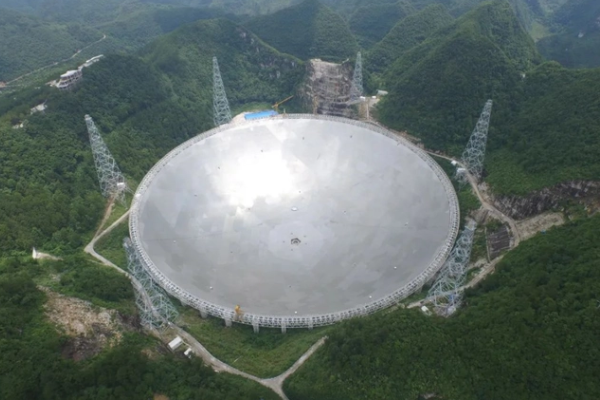 Teleskop Raksasa China FAST Identifikasi 740 &hellip;