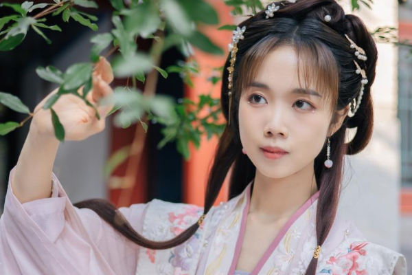 China-chic Peragakan Pakaian Hanfu