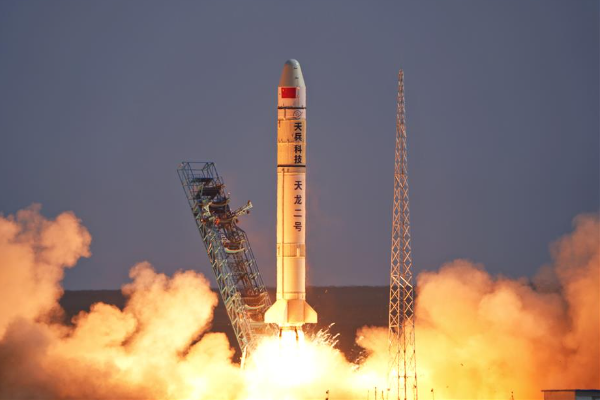 China Luncurkan Roket Baru TL-2 Y1