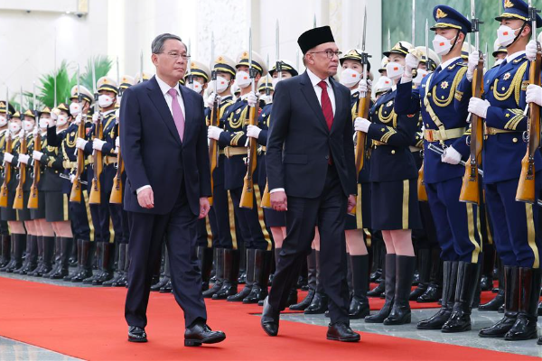 PM China Bicara dengan PM Malaysia
