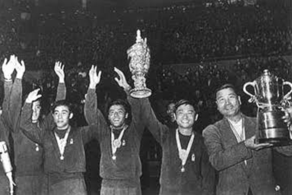 SEJARAH 1961 Pertama China Juara Dunia Tenis Meja