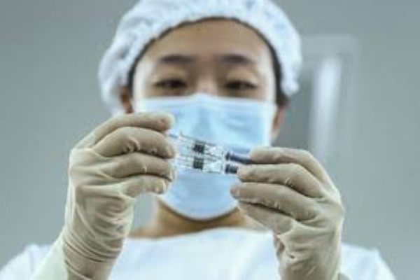 China Akan Vaksinasi COVID-19 Demi Waspada