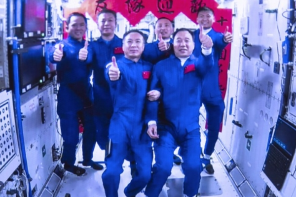Astronot Shenzhou-15 Kembali ke Bumi 4 Juni 2023