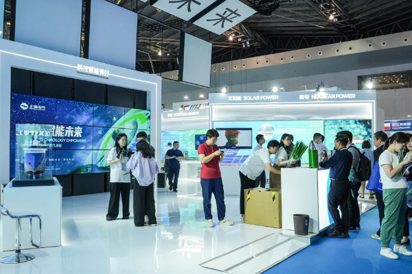 Perusahaan Digital Top China Pamer di Shanghai