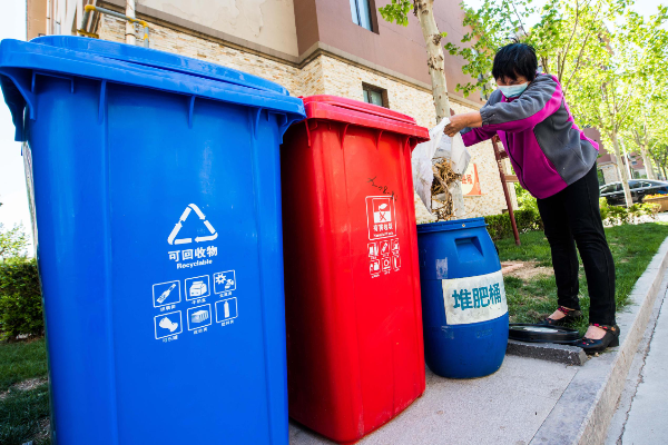 4.712 Tempat Sampah Publik Ditambahkan di Shanghai