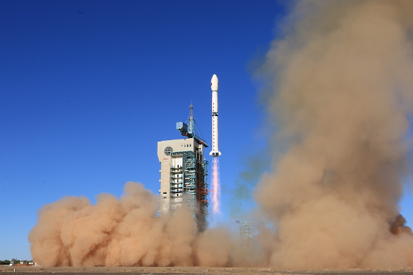 China Luncurkan Satelit Meteorologi Fengyun-3F