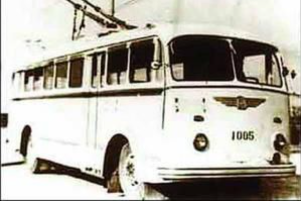 SEJARAH: 1998 Bus Bahan Bakar Ganda di Beijing