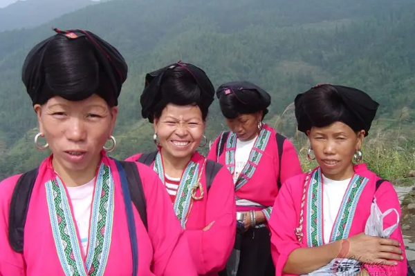 Mengenal Etnis Yao di Pegunungan Yunnan