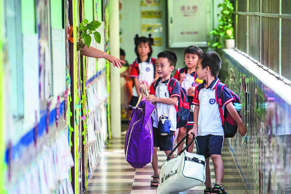 Otoritas China Larang Anak TK Diajari Pelajaran SD