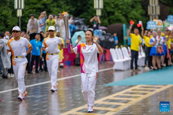 POTRET Kirab Obor Asian Games Lanjut ke Lishui