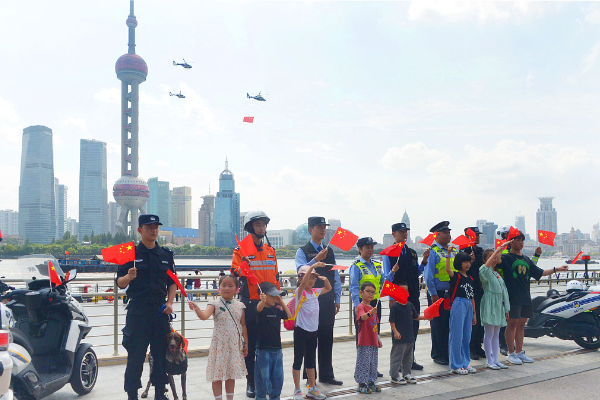 300 Ribu Orang Hadiri Perayaan HUT China di &hellip;