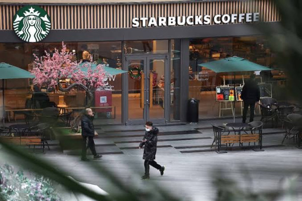 Starbucks Buka 326 Toko di China di Q3 2023