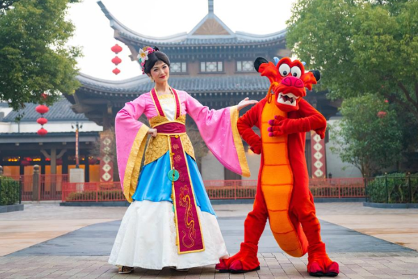 Shanghai Disney Resort Siap Sambut Tahun Naga