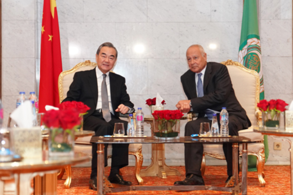Menlu China Bertemu Sekjen Liga Arab