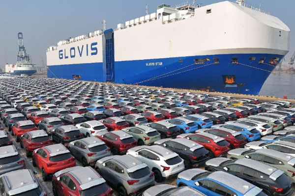 Produksi Kendaraan Listrik China Meningkat Pesat