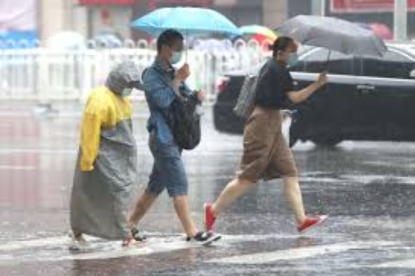 China Perbarui Peringatan Biru untuk Hujan Badai