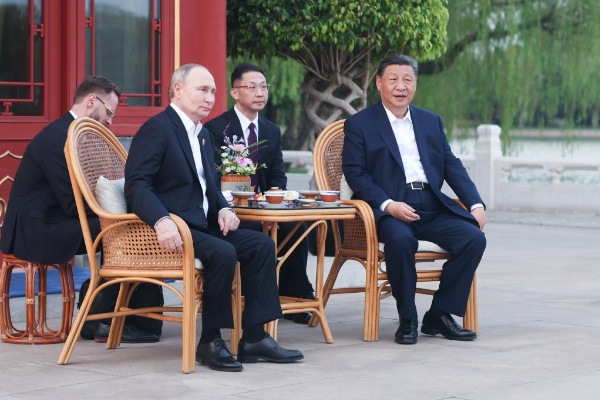 Xi Lakukan Pertemuan Terbatas Dengan Putin di &hellip;