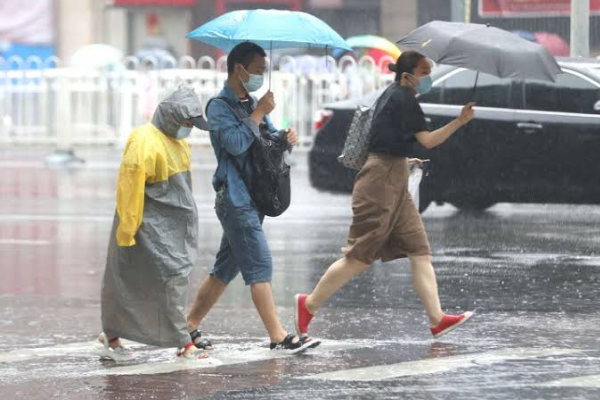 China Perbarui Sinyal Oranye Penanda Hujan Badai