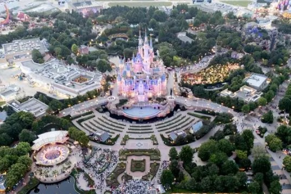 Pasca Topan Bebinca, Shanghai Disney Resort Bakal &hellip;