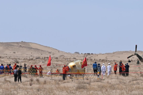 Potret : Pendaratan Kapsul Shenzhou-19 &hellip;