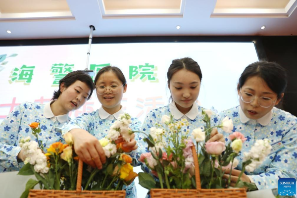 Potret : Hari Perawat Internasional Diperingati di Seluruh China